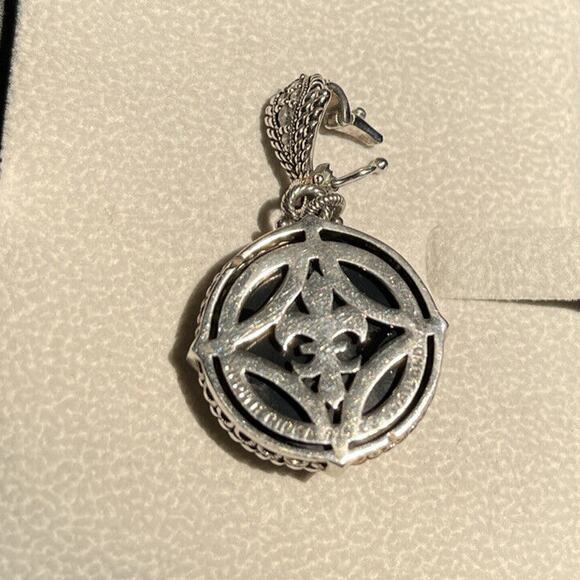 pendant - Picture 11 of 12
